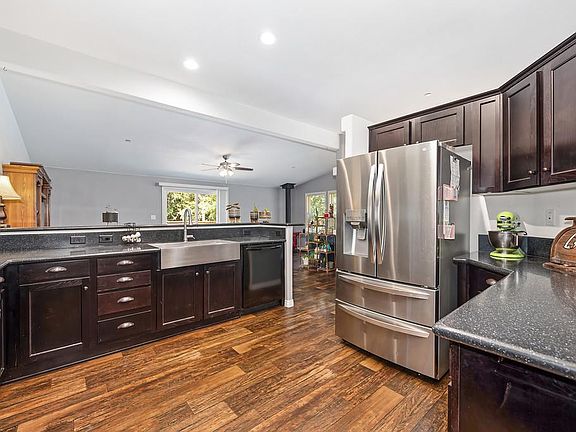 3rd image of 4903 Scotch Broom Ln