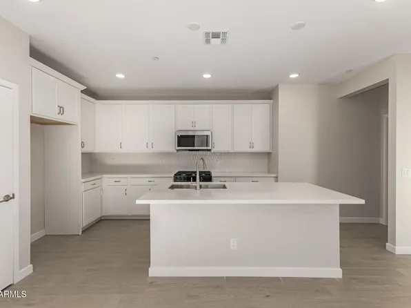 5585 N 205TH Lane, Buckeye, AZ 85396