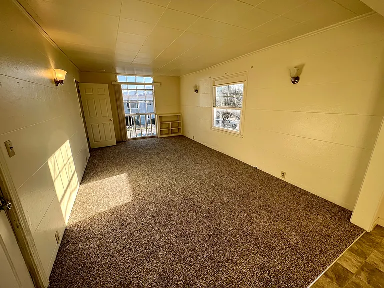 215 N Ivy St #1 — Photo 7
