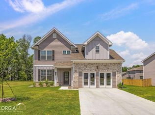 108 Denmon Ct, Calhoun, GA 30701