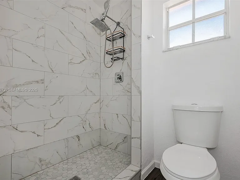 2123 SW 87th Ter — Photo 17