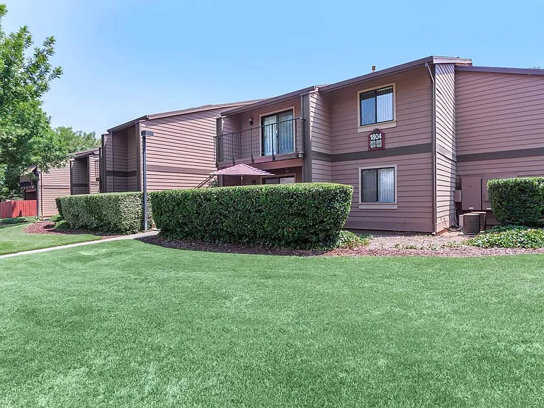 Jackson Park Place — Photo 106