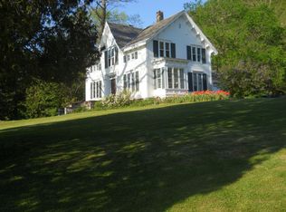 641 Thrall Rd, Poultney, VT 05764