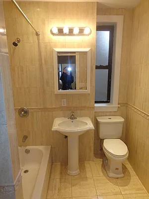 Rented by Blana LLC | media 14