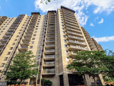 205 Yoakum Py #923, Alexandria, VA, 22304