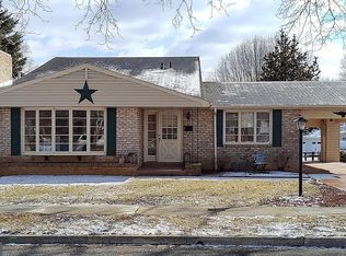 1015-1017 E Walnut St, Hanover, PA 17331