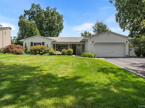 11 Pimlico Drive, Commack, NY 11725