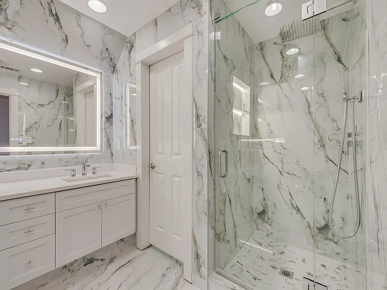 2608 Thomas Ave #3 — Photo 10