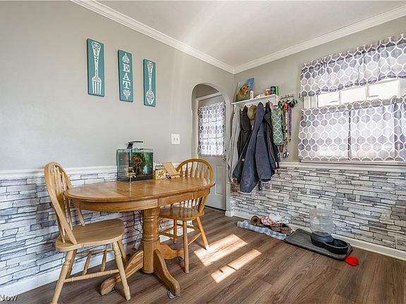 4th image of 4462 20th St NW