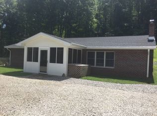 1037 N Highfill Chapel Rd, Taswell, IN 47175