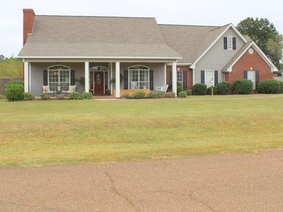 109 Crestview Cir, Columbus, MS, 39702