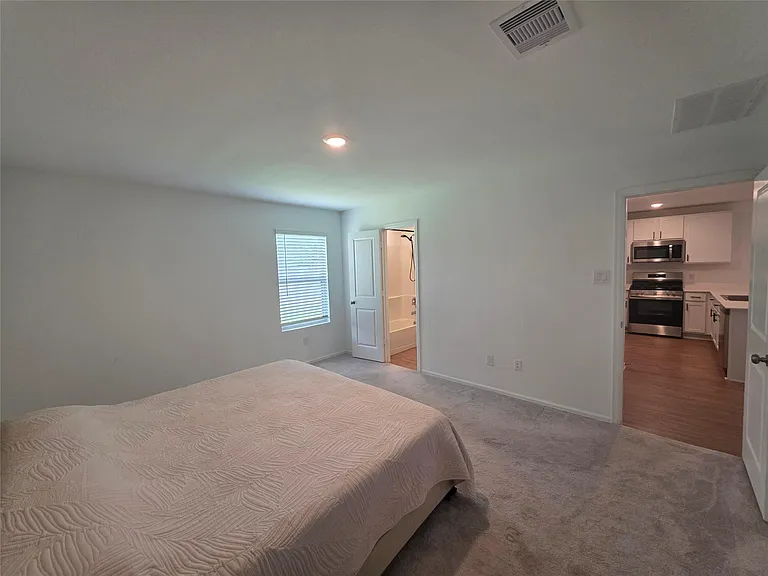 314 Riverwood Village Ln — Photo 11