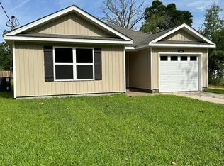 508 E Griffith Ave, Crestview, FL 32539