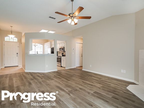 5th image of 9074 Prosperity Lake Dr
