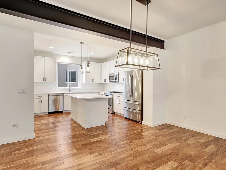 862 Kalamath St — Photo 9