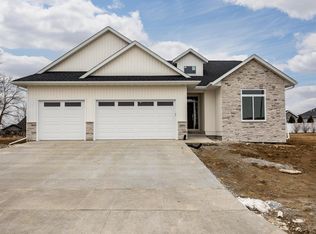 Hampton Plan, Andersen Addition I & II, Tiffin, IA 52340