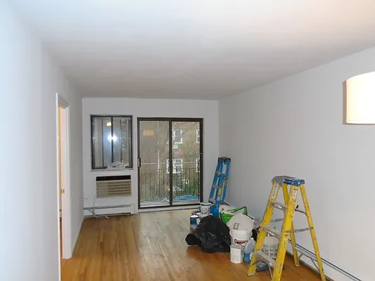 Rented by 18 REALTY | media 89