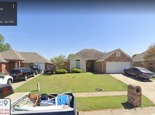 622 Oliver Ln, Waxahachie, TX 75165