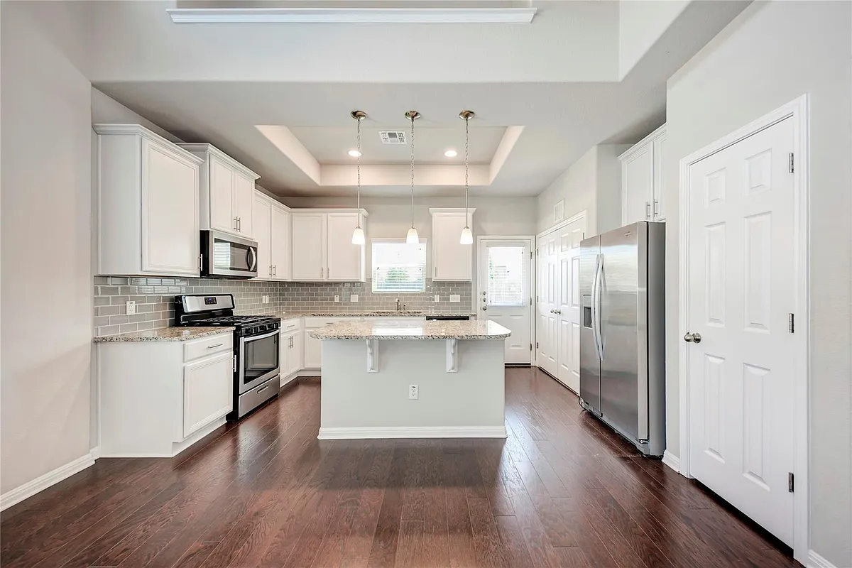 Building Photo - 1401 Little Elm Trl #222