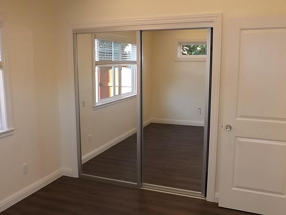 5th image of 926 Hummingbird Dr #2