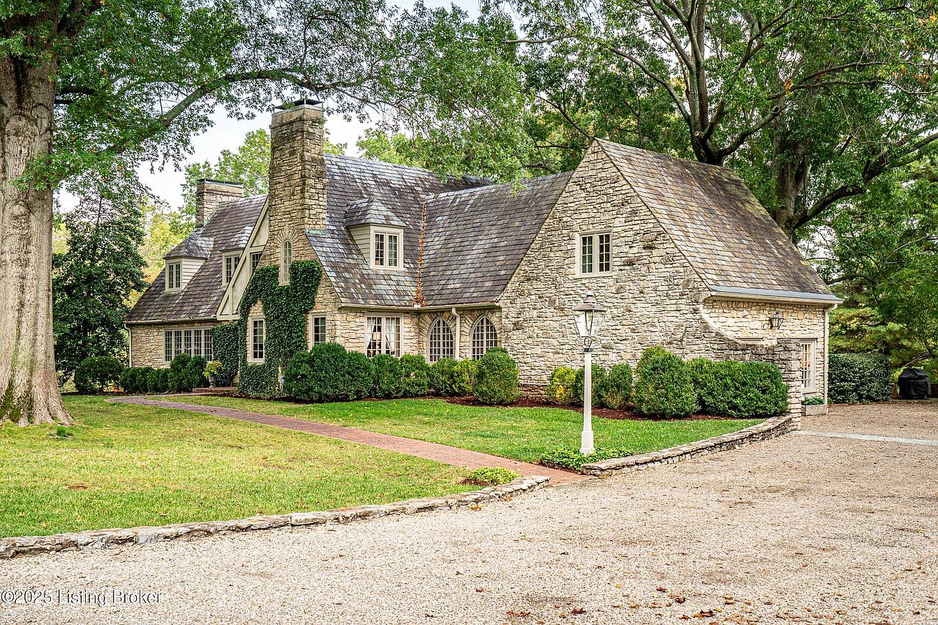 carousel photo #3 (MLS)