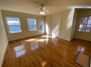836-842 Linden Ave #838-1/2, Long Beach, CA 90813