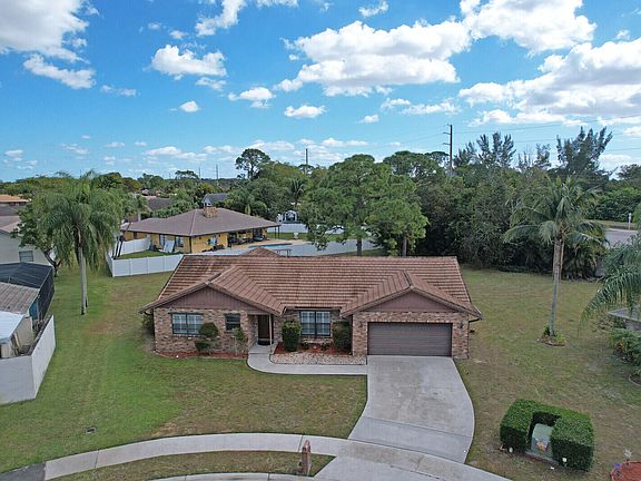 2nd image of 21946 White Pine Terrace