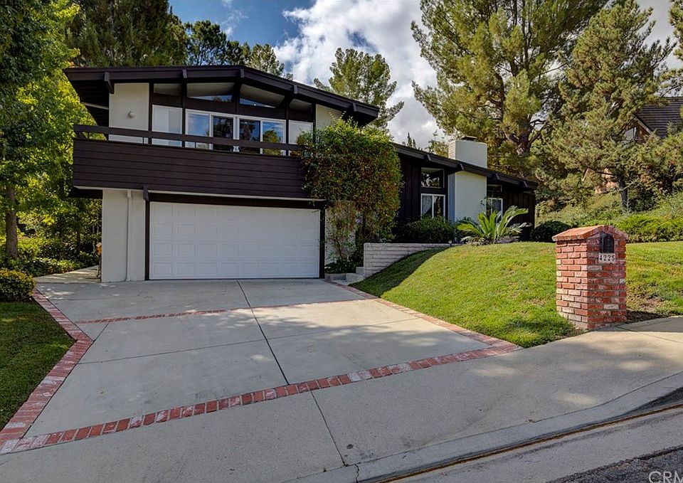 1st image of 4225 Ellenita Ave