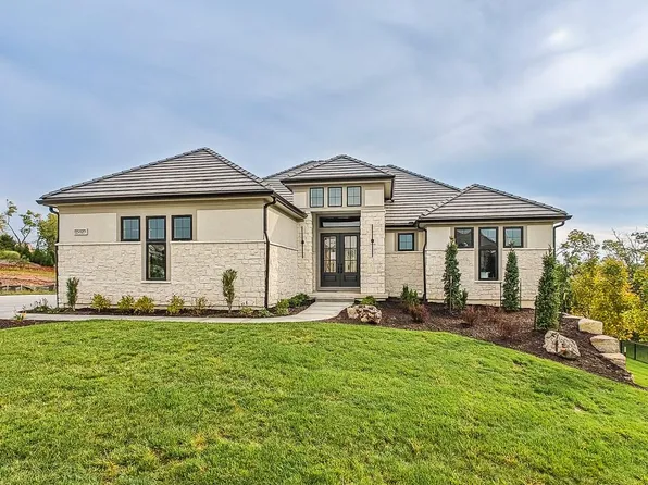 15027 Canterbury Ct, Leawood, KS 66224
