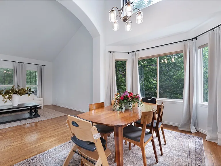 1411 Fieldwood Ct — Photo 9