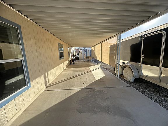 4th image of 13847 E 51st Pl
