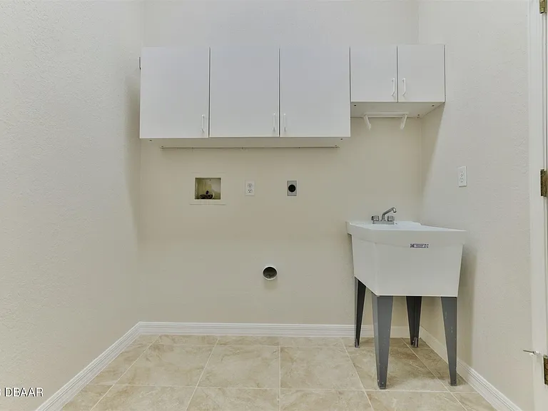 1161 Siesta Key Cir — Photo 29