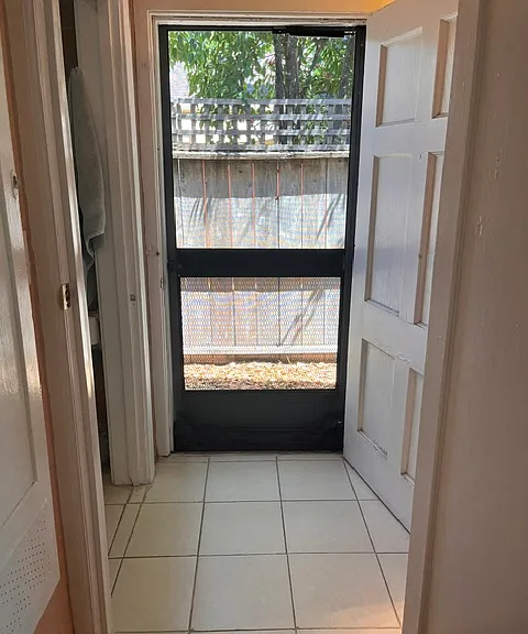 14 Warner Ct #16 — Photo 9
