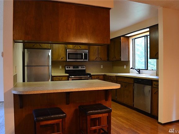 3rd image of 52 Acreage Ln