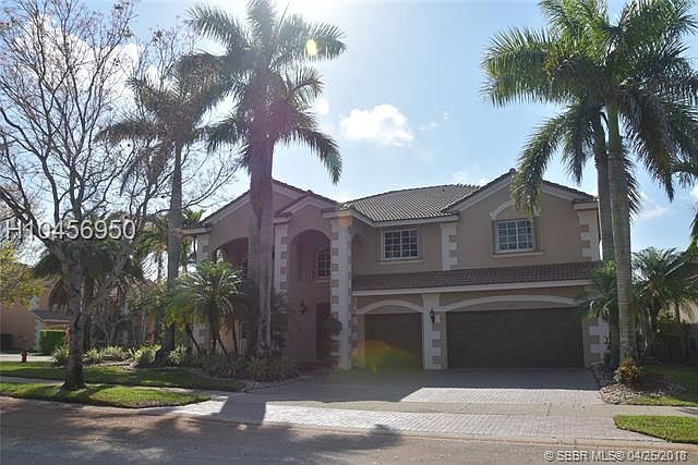 1st image of 1520 Blue Jay Cir