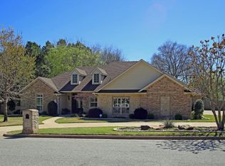 908 Dove Creek Dr, Athens, TX 75751