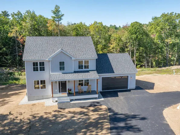 29 Blaisdell Court, Raymond, NH 03077