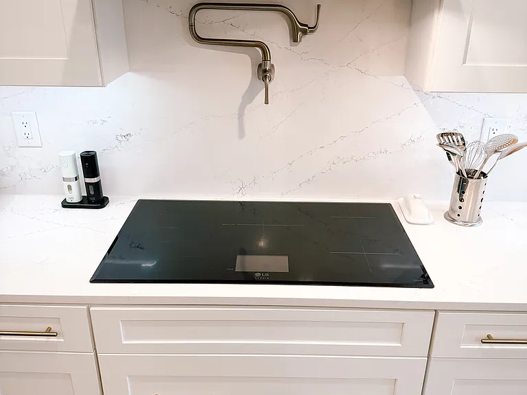 LG Induction Cooktop