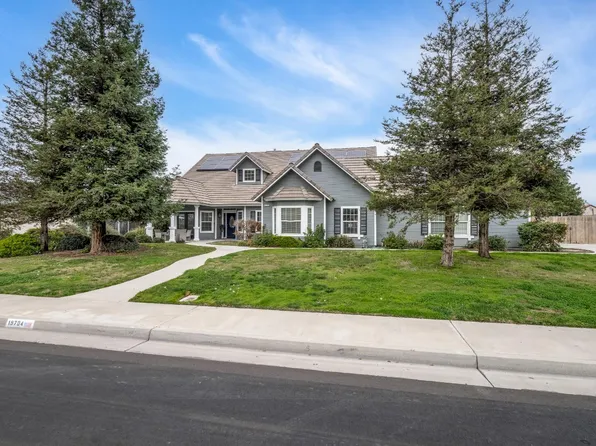 15704 W Kearney Blvd, Kerman, CA 93630