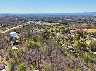 1720 Spring View Ln, Chattanooga, TN 37421