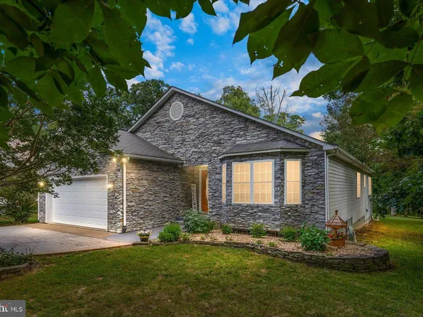 413 Yorktown Blvd, Locust Grove, VA 22508