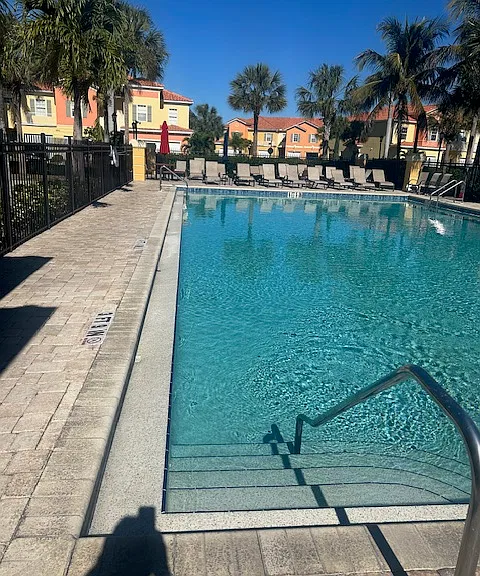 Community pool