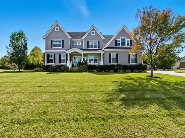 817 Majestic Ct, Chesapeake, VA 23323