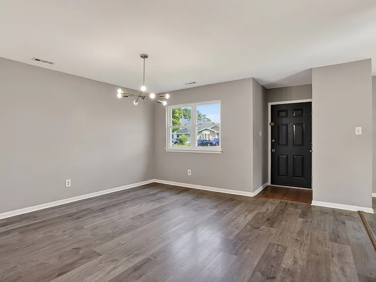 3812 Peach Orchard Cir — Photo 3