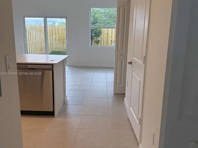 17895 SW 356th Ter — Photo 3