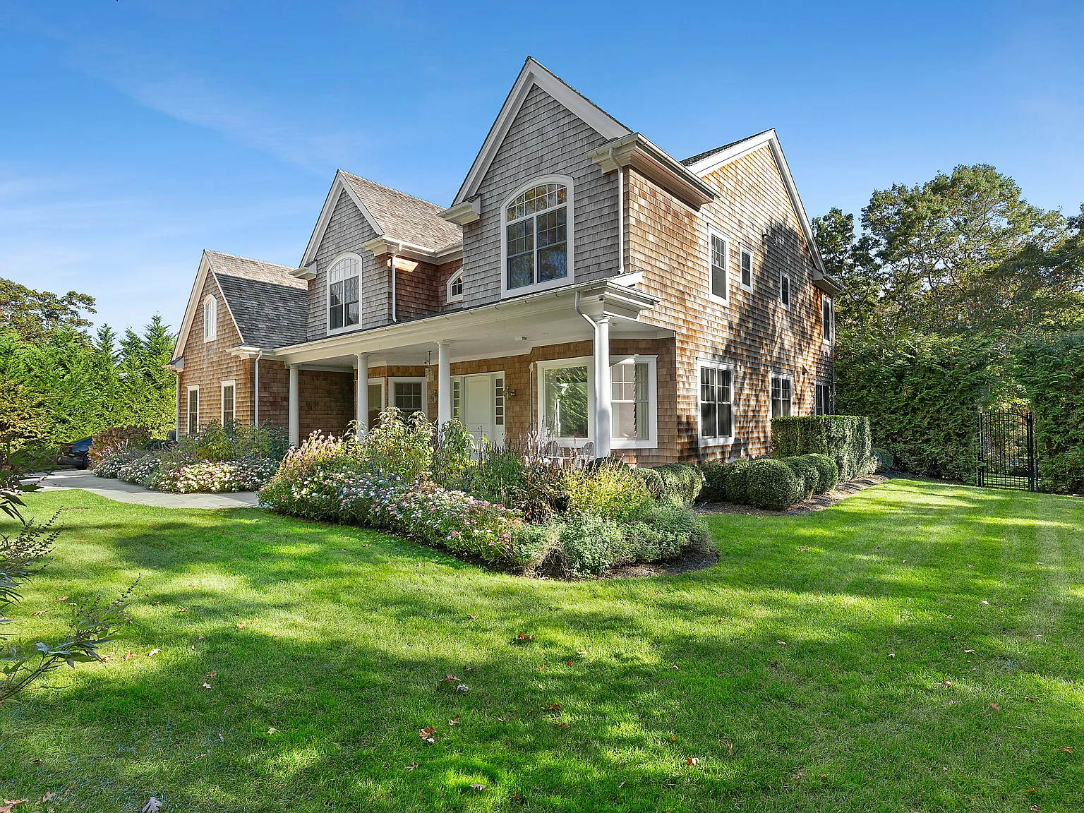 Barn & Vine Bridgehampton Luxury Rental — Photo 3