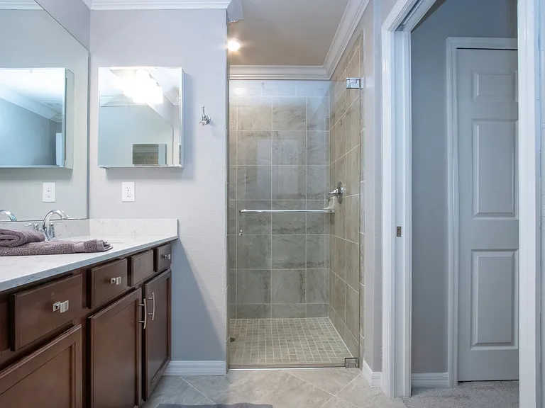 5548 Palmer Cir #102 — Photo 50