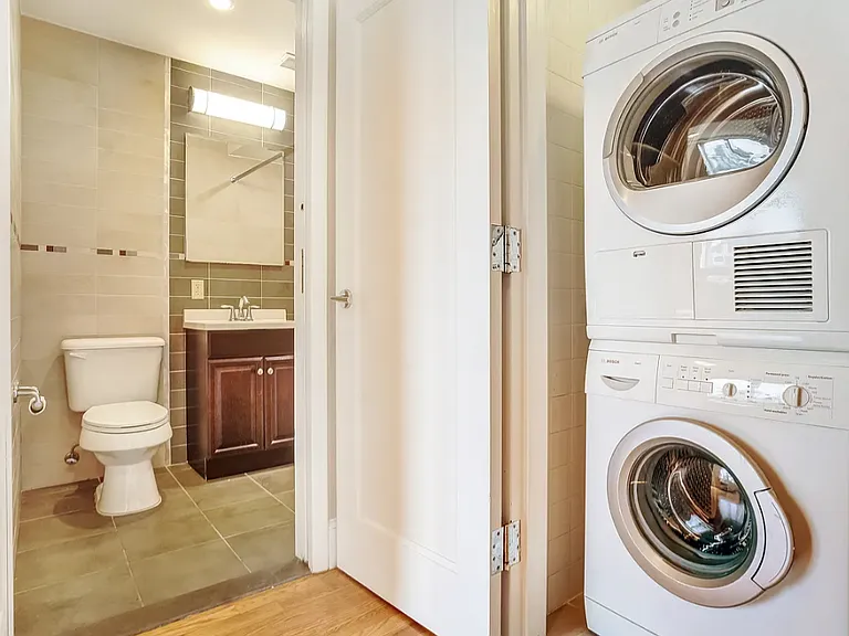 126 4th Ave #2D — Photo 6
