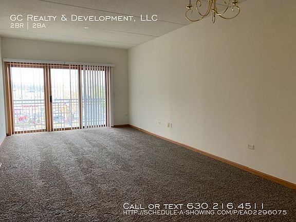 3rd image of 515 Main St APT 300