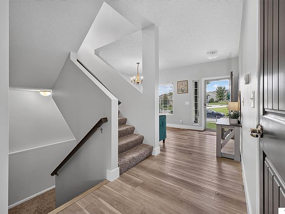 5th image of 8123 S 190th Ave